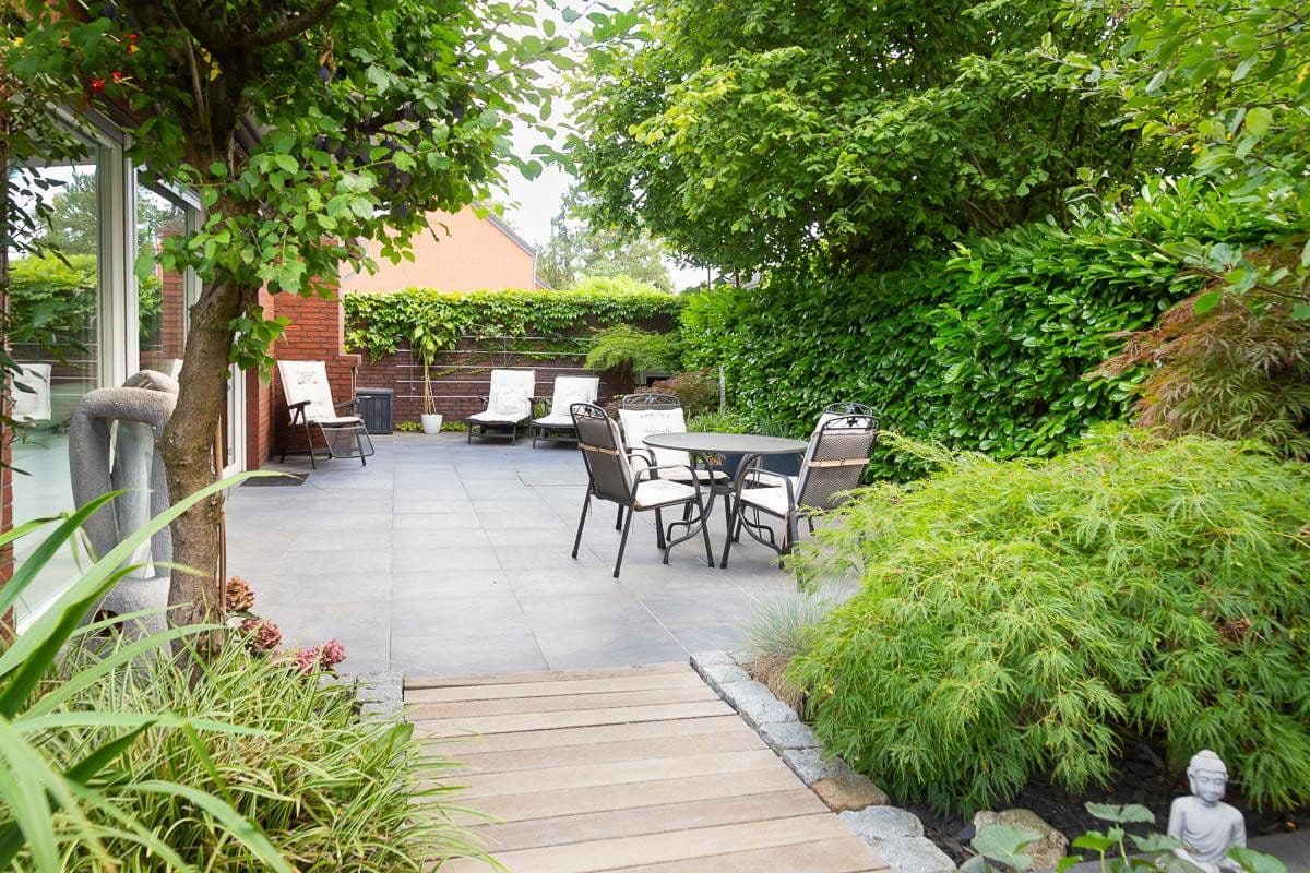 Predaj domu 339 m², pozemok 800 m², Hemmingen, Dolné Sasko Predaj domu 339 m², pozemok 800 m², Hemmingen, Dolné Sasko
