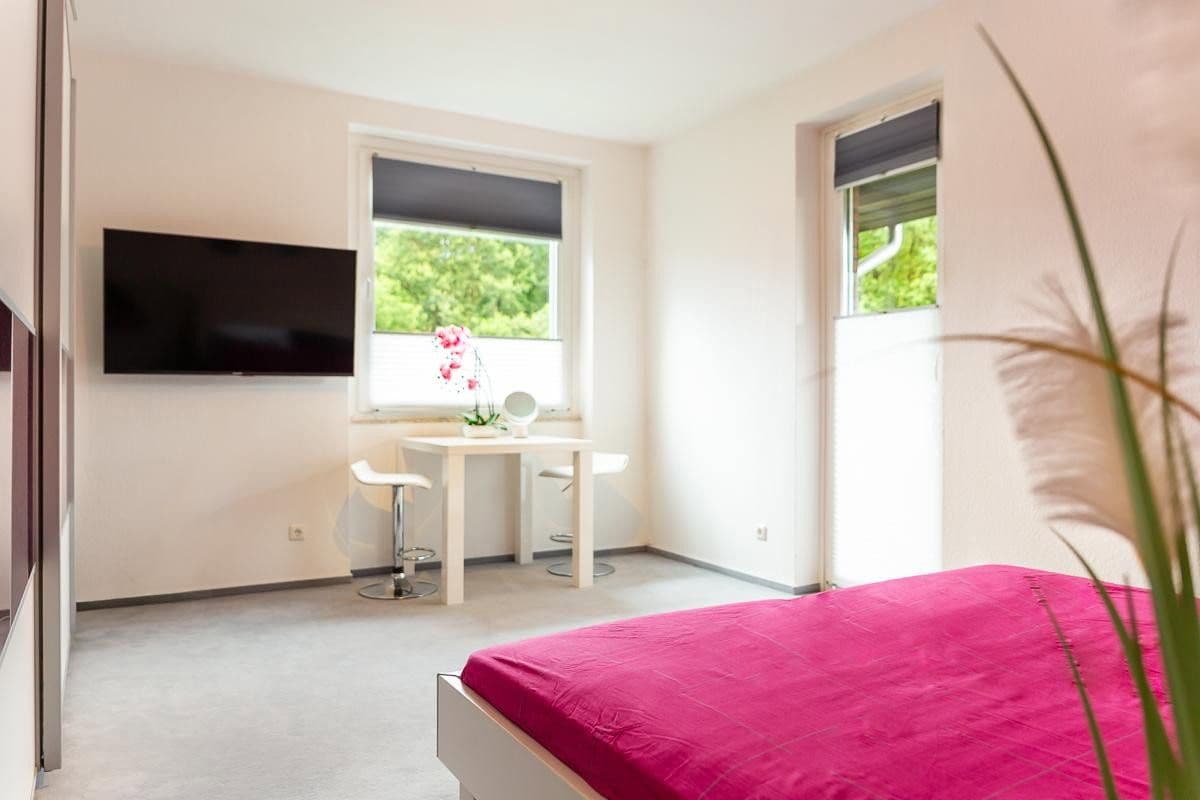 Predaj domu 339 m², pozemok 800 m², Hemmingen, Dolné Sasko Predaj domu 339 m², pozemok 800 m², Hemmingen, Dolné Sasko