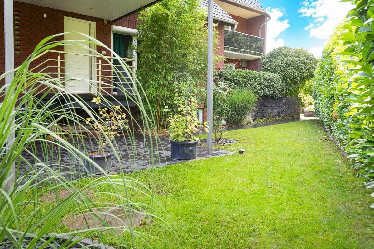 Predaj domu 339 m², pozemok 800 m², Hemmingen, Dolné Sasko Predaj domu 339 m², pozemok 800 m², Hemmingen, Dolné Sasko