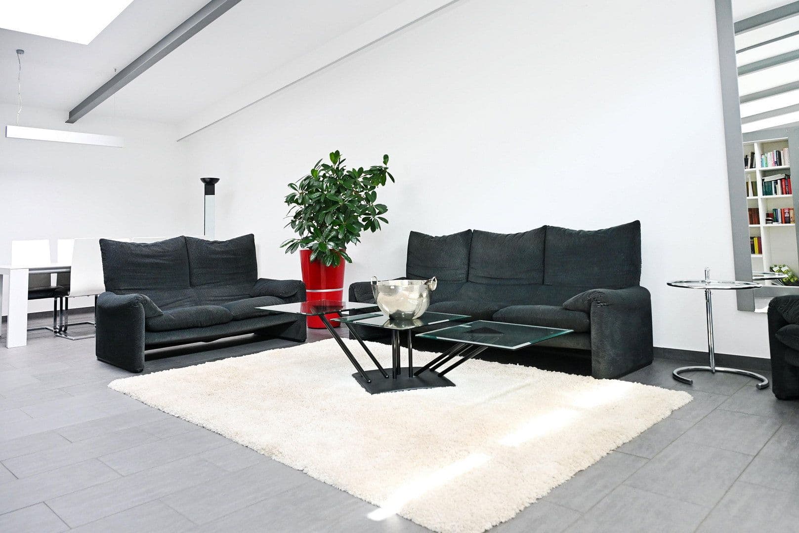Predaj domu 390 m², pozemok 1.000 m², Weimar, Durínsko Predaj domu 390 m², pozemok 1.000 m², Weimar, Durínsko
