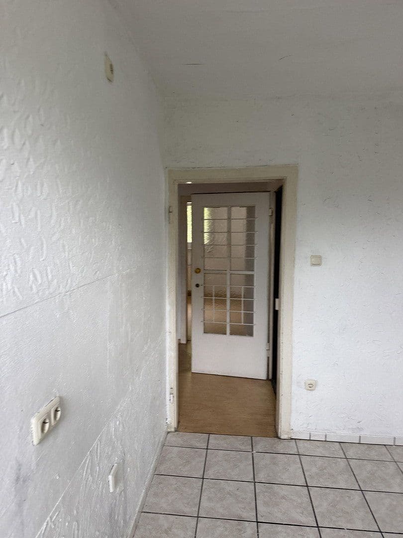 Prenájom bytu 3-izbový 72 m², Eichstr. 33-35, Oberhausen, Severné Porýnie - Westfálsko Prenájom bytu 3-izbový 72 m², Eichstr. 33-35, Oberhausen, Severné Porýnie - Westfálsko