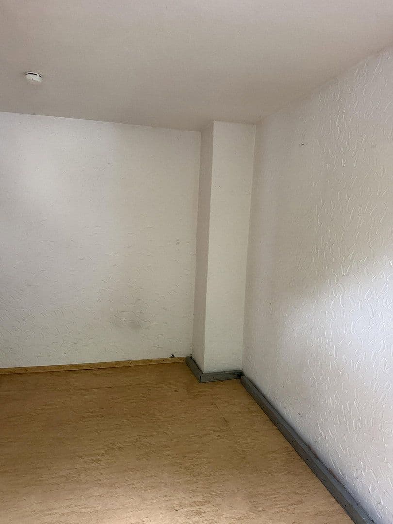 Prenájom bytu 3-izbový 72 m², Eichstr. 33-35, Oberhausen, Severné Porýnie - Westfálsko Prenájom bytu 3-izbový 72 m², Eichstr. 33-35, Oberhausen, Severné Porýnie - Westfálsko