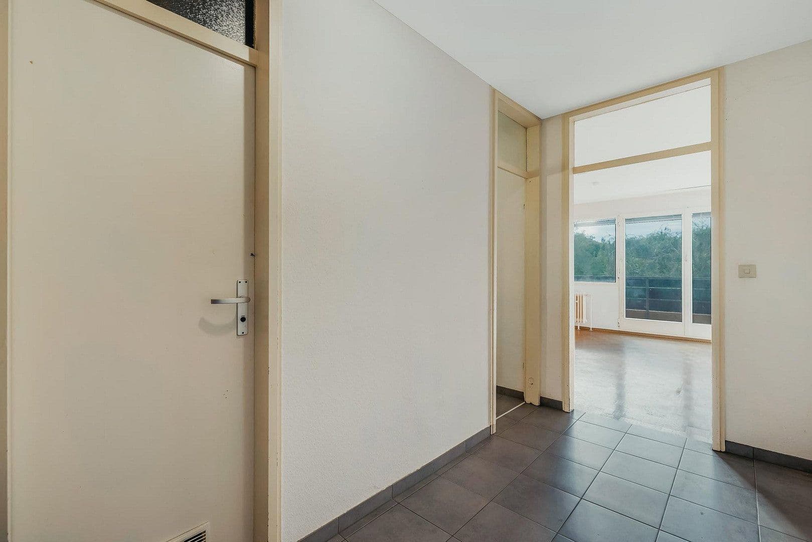 Predaj bytu 1-izbový 37 m², Stuttgart-Hofen, Bádensko-Wurttembersko Predaj bytu 1-izbový 37 m², Stuttgart-Hofen, Bádensko-Wurttembersko