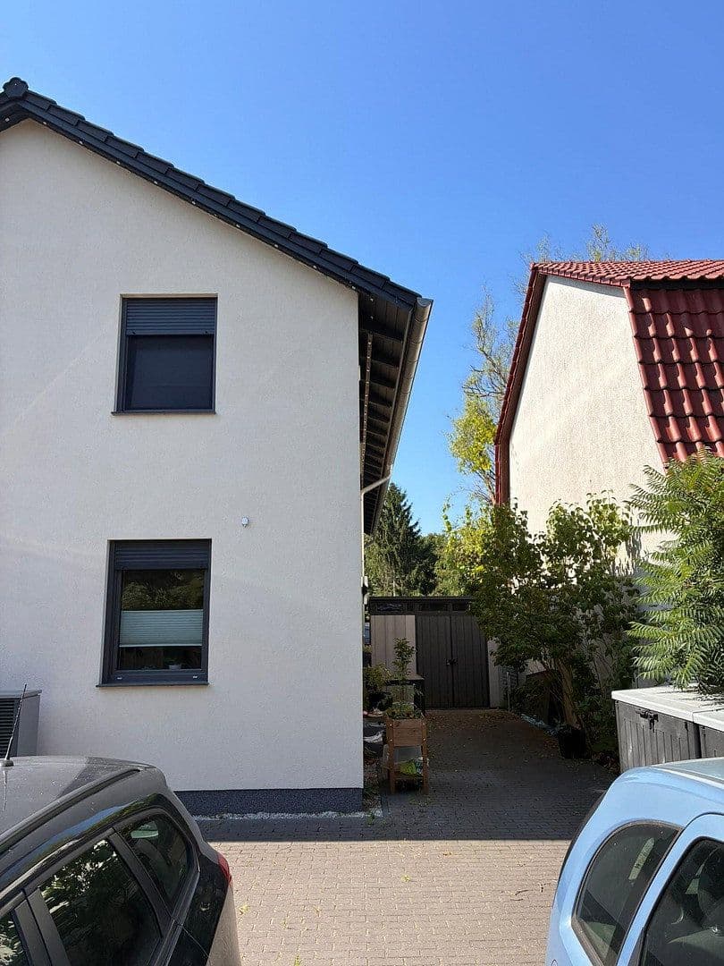 Prenájom bytu 2-izbový 80 m², Karl-Marx-Strasse 26, Oranienburg, Brandenbursko Prenájom bytu 2-izbový 80 m², Karl-Marx-Strasse 26, Oranienburg, Brandenbursko