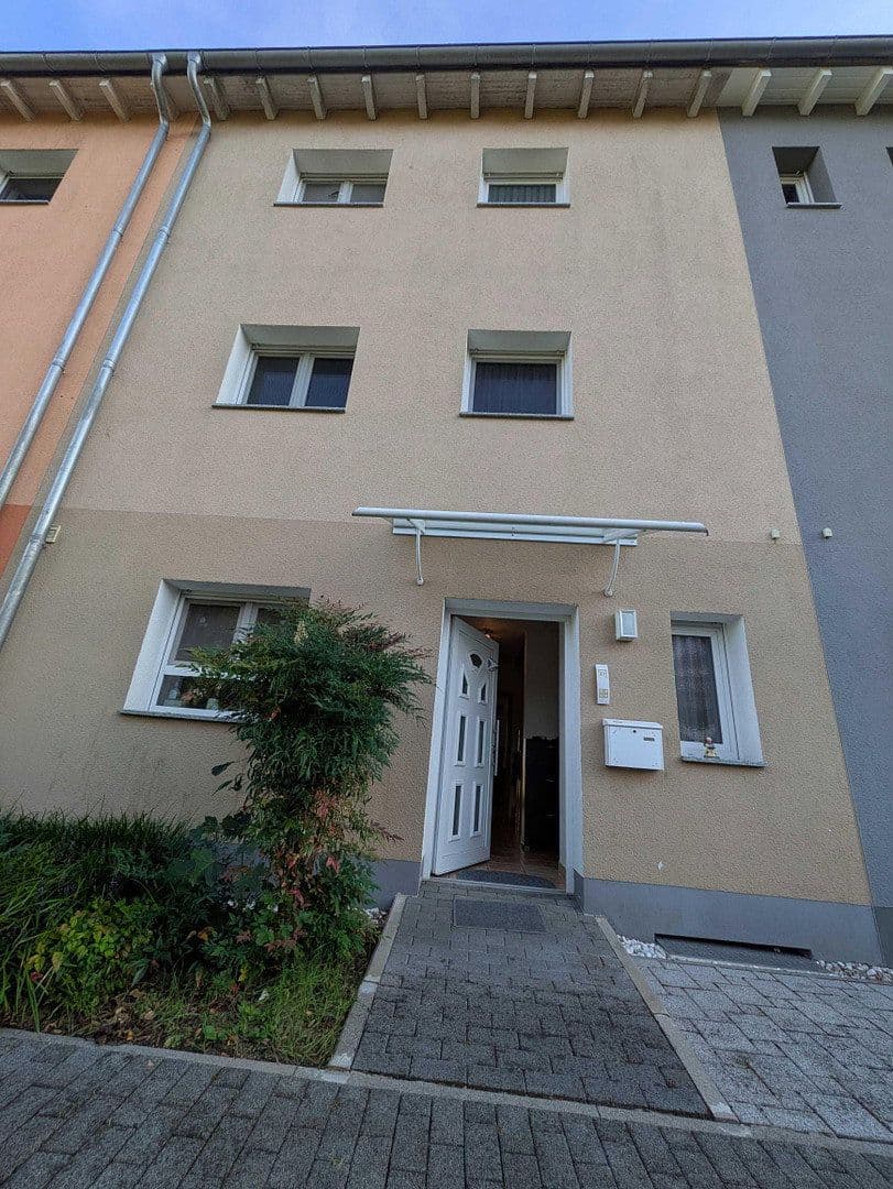Predaj domu 143 m², pozemok 173 m², Darmstadt, Hesensko Predaj domu 143 m², pozemok 173 m², Darmstadt, Hesensko