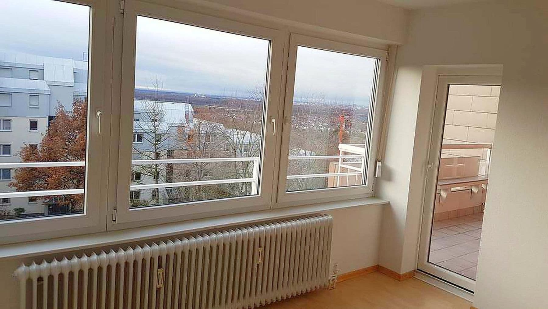 Prenájom bytu 3-izbový 81 m², Max-Beckmann-Straße 35, Karlsruhe, Bádensko-Wurttembersko Prenájom bytu 3-izbový 81 m², Max-Beckmann-Straße 35, Karlsruhe, Bádensko-Wurttembersko