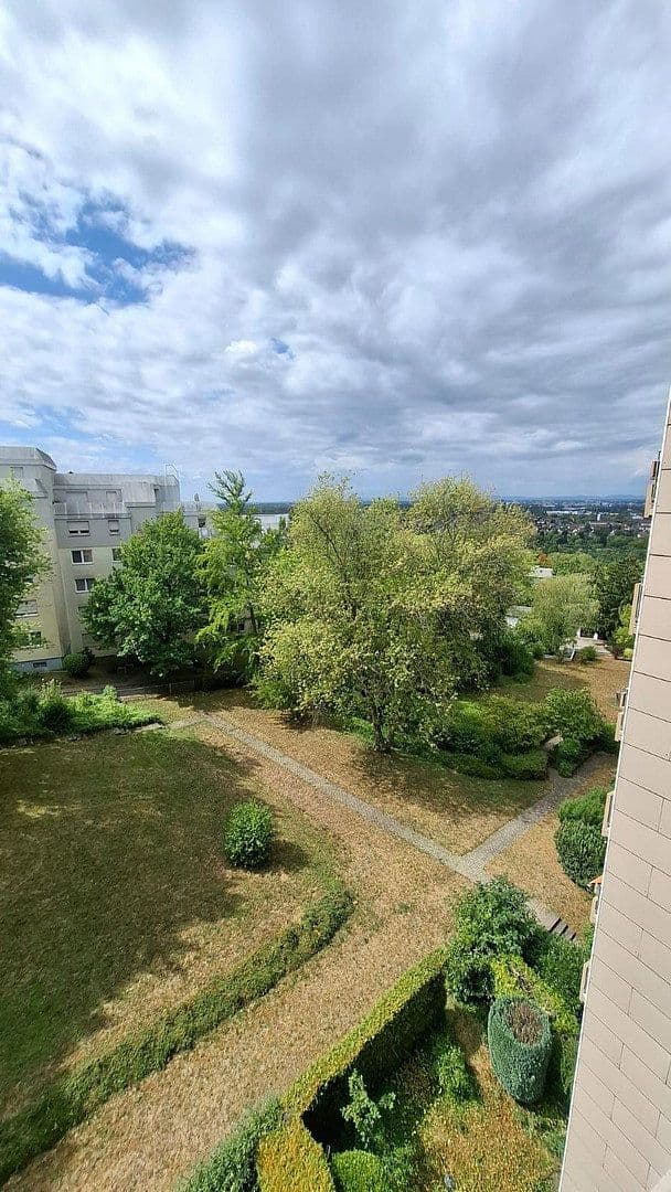 Prenájom bytu 3-izbový 81 m², Max-Beckmann-Straße 35, Karlsruhe, Bádensko-Wurttembersko Prenájom bytu 3-izbový 81 m², Max-Beckmann-Straße 35, Karlsruhe, Bádensko-Wurttembersko