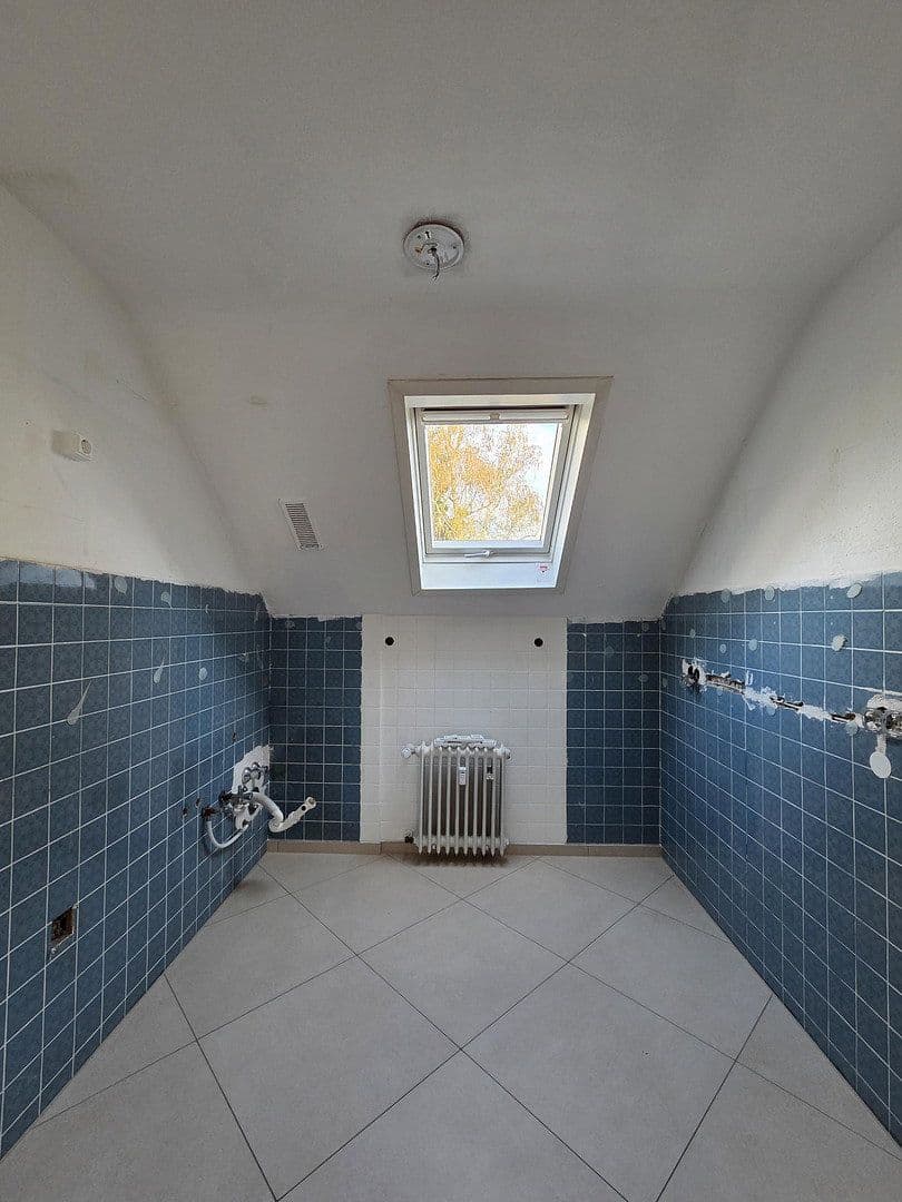 Prenájom bytu 3-izbový 91 m², Ackerwinde 23, Köln, Severné Porýnie - Westfálsko Prenájom bytu 3-izbový 91 m², Ackerwinde 23, Köln, Severné Porýnie - Westfálsko