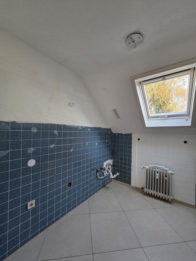 Prenájom bytu 3-izbový 91 m², Ackerwinde 23, Köln, Severné Porýnie - Westfálsko Prenájom bytu 3-izbový 91 m², Ackerwinde 23, Köln, Severné Porýnie - Westfálsko