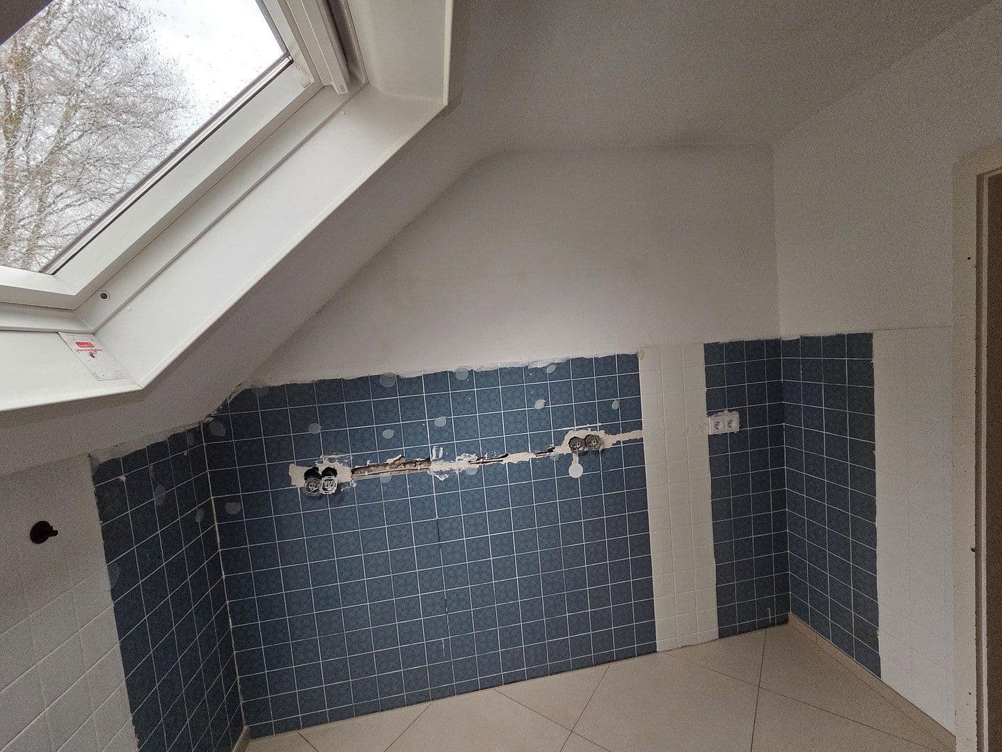 Prenájom bytu 3-izbový 91 m², Ackerwinde 23, Köln, Severné Porýnie - Westfálsko Prenájom bytu 3-izbový 91 m², Ackerwinde 23, Köln, Severné Porýnie - Westfálsko