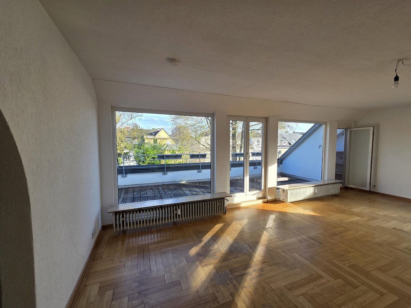 Prenájom bytu 3-izbový 91 m², Ackerwinde 23, Köln, Severné Porýnie - Westfálsko Prenájom bytu 3-izbový 91 m², Ackerwinde 23, Köln, Severné Porýnie - Westfálsko