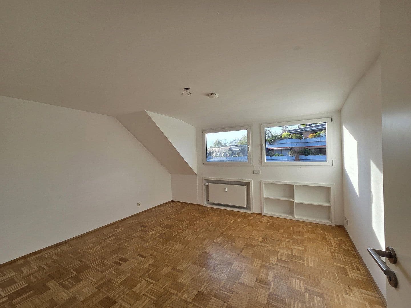 Prenájom bytu 3-izbový 91 m², Ackerwinde 23, Köln, Severné Porýnie - Westfálsko Prenájom bytu 3-izbový 91 m², Ackerwinde 23, Köln, Severné Porýnie - Westfálsko