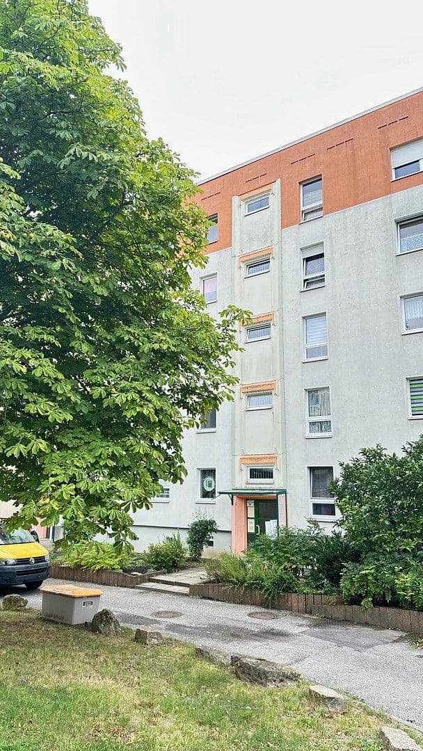 Prenájom bytu 4-izbový 68 m², Überm Gänseholze 9, Weimar, Durínsko Prenájom bytu 4-izbový 68 m², Überm Gänseholze 9, Weimar, Durínsko