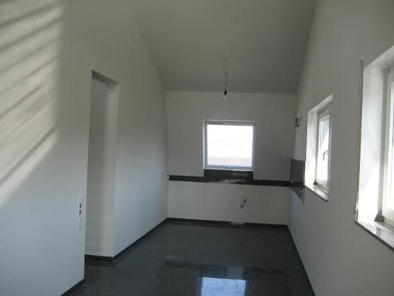 Prenájom bytu 2-izbový 107 m², Hesselerstraße 26, Würselen, Severné Porýnie - Westfálsko Prenájom bytu 2-izbový 107 m², Hesselerstraße 26, Würselen, Severné Porýnie - Westfálsko