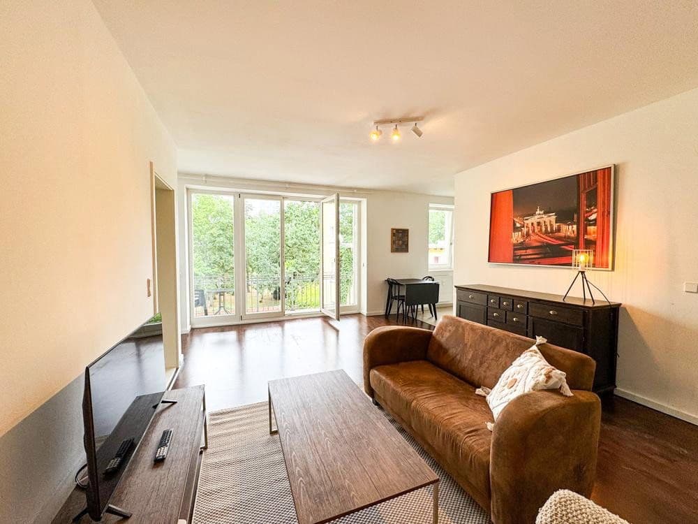 Predaj bytu 2-izbový 55 m², Greifswalder Str. 228, Berlin, Berlín Predaj bytu 2-izbový 55 m², Greifswalder Str. 228, Berlin, Berlín