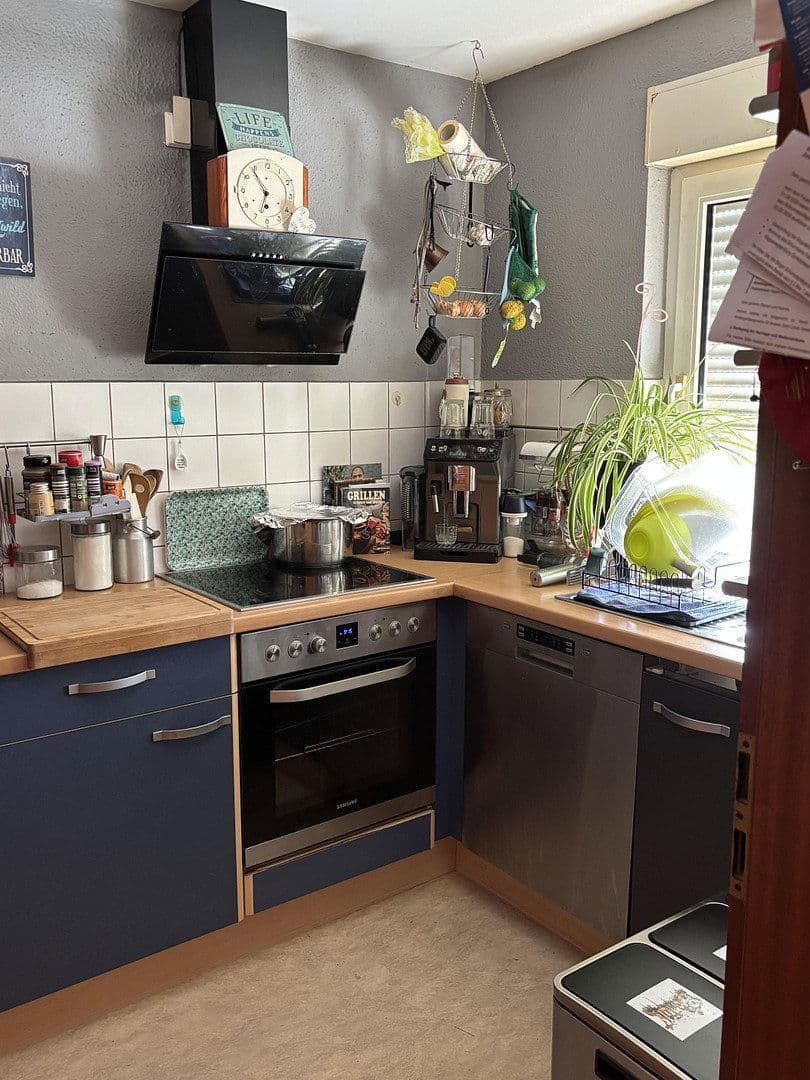 Prenájom bytu 3-izbový 75 m², Südstr. 16, Bad Friedrichshall, Bádensko-Wurttembersko Prenájom bytu 3-izbový 75 m², Südstr. 16, Bad Friedrichshall, Bádensko-Wurttembersko