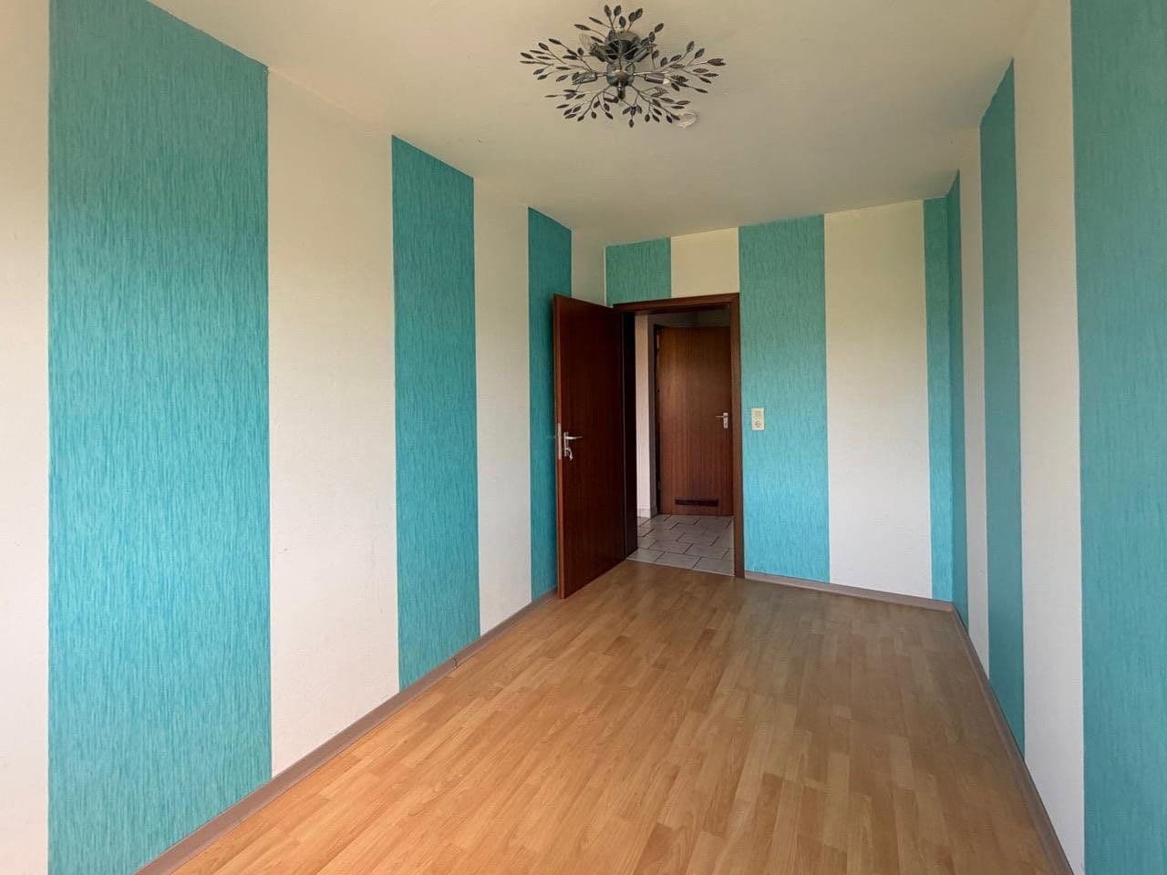 Prenájom bytu 3-izbový 76 m², Bochum, Severné Porýnie - Westfálsko Prenájom bytu 3-izbový 76 m², Bochum, Severné Porýnie - Westfálsko
