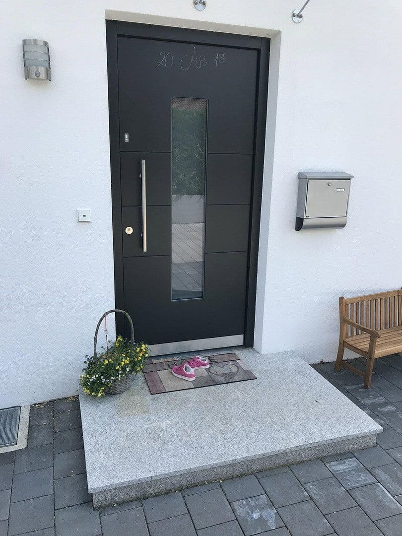 Predaj domu 146 m², pozemok 200 m², Pfraundorf, Bavorsko Predaj domu 146 m², pozemok 200 m², Pfraundorf, Bavorsko