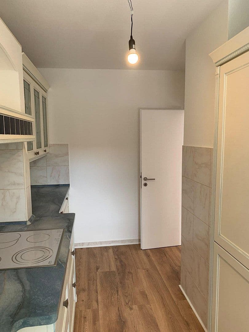 Prenájom bytu 3-izbový 84 m², Neu-Isenburg, Hesensko Prenájom bytu 3-izbový 84 m², Neu-Isenburg, Hesensko