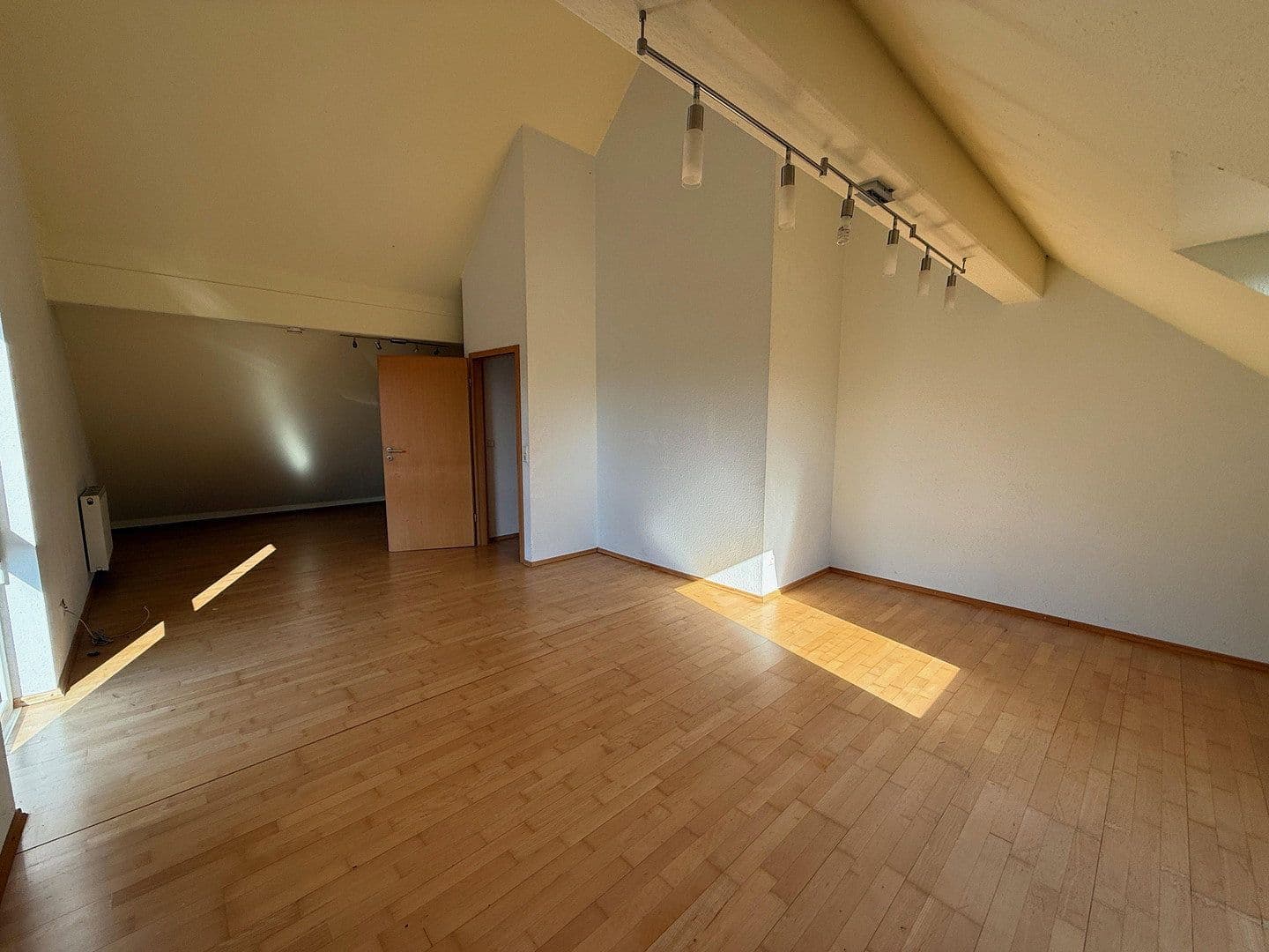 Predaj domu 131 m², pozemok 196 m², Kiefernweg 1, Rheinstetten, Bádensko-Wurttembersko Predaj domu 131 m², pozemok 196 m², Kiefernweg 1, Rheinstetten, Bádensko-Wurttembersko