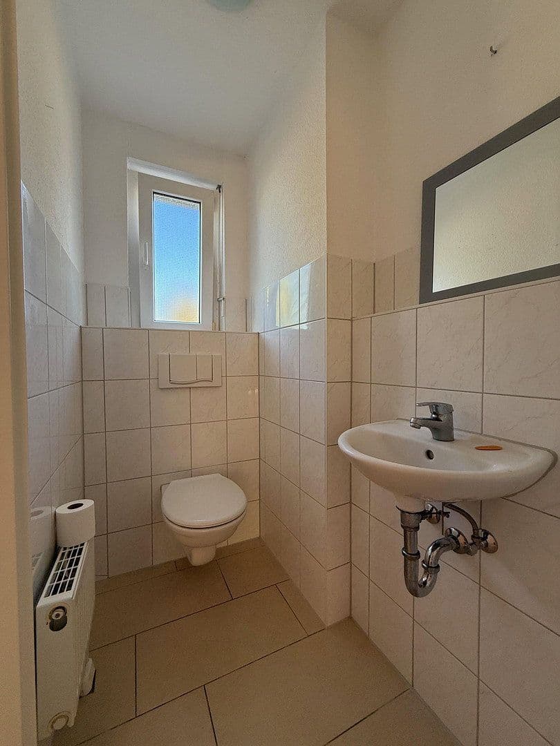 Predaj domu 131 m², pozemok 196 m², Kiefernweg 1, Rheinstetten, Bádensko-Wurttembersko Predaj domu 131 m², pozemok 196 m², Kiefernweg 1, Rheinstetten, Bádensko-Wurttembersko