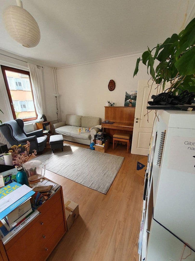 Prenájom bytu 2-izbový 76 m², Rottenburg am Neckar, Bádensko-Wurttembersko Prenájom bytu 2-izbový 76 m², Rottenburg am Neckar, Bádensko-Wurttembersko