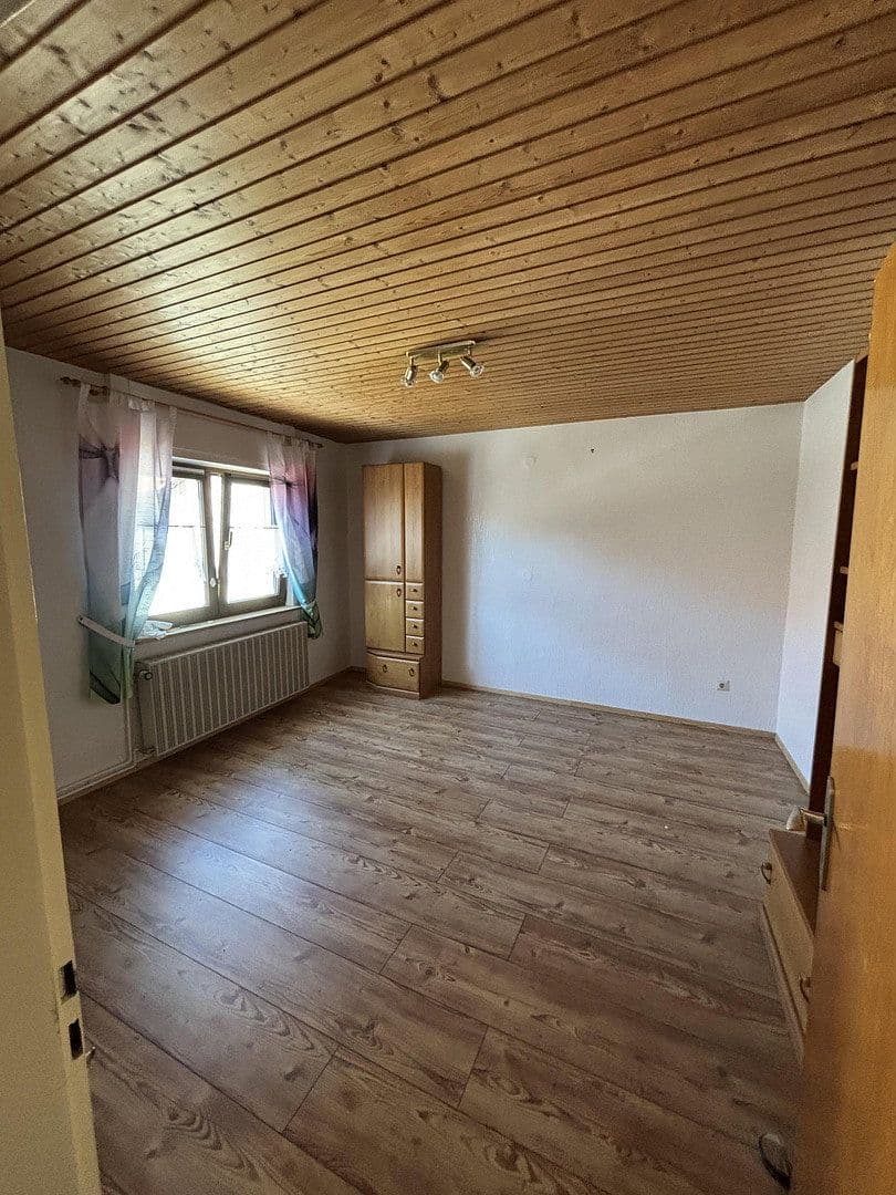 Prenájom domu 138 m², pozemok 234 m², Unkenbach, Porýnie-Falcko Prenájom domu 138 m², pozemok 234 m², Unkenbach, Porýnie-Falcko