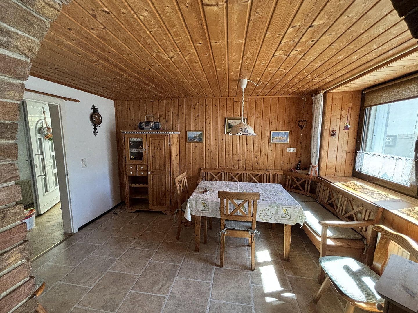 Prenájom domu 138 m², pozemok 234 m², Unkenbach, Porýnie-Falcko Prenájom domu 138 m², pozemok 234 m², Unkenbach, Porýnie-Falcko