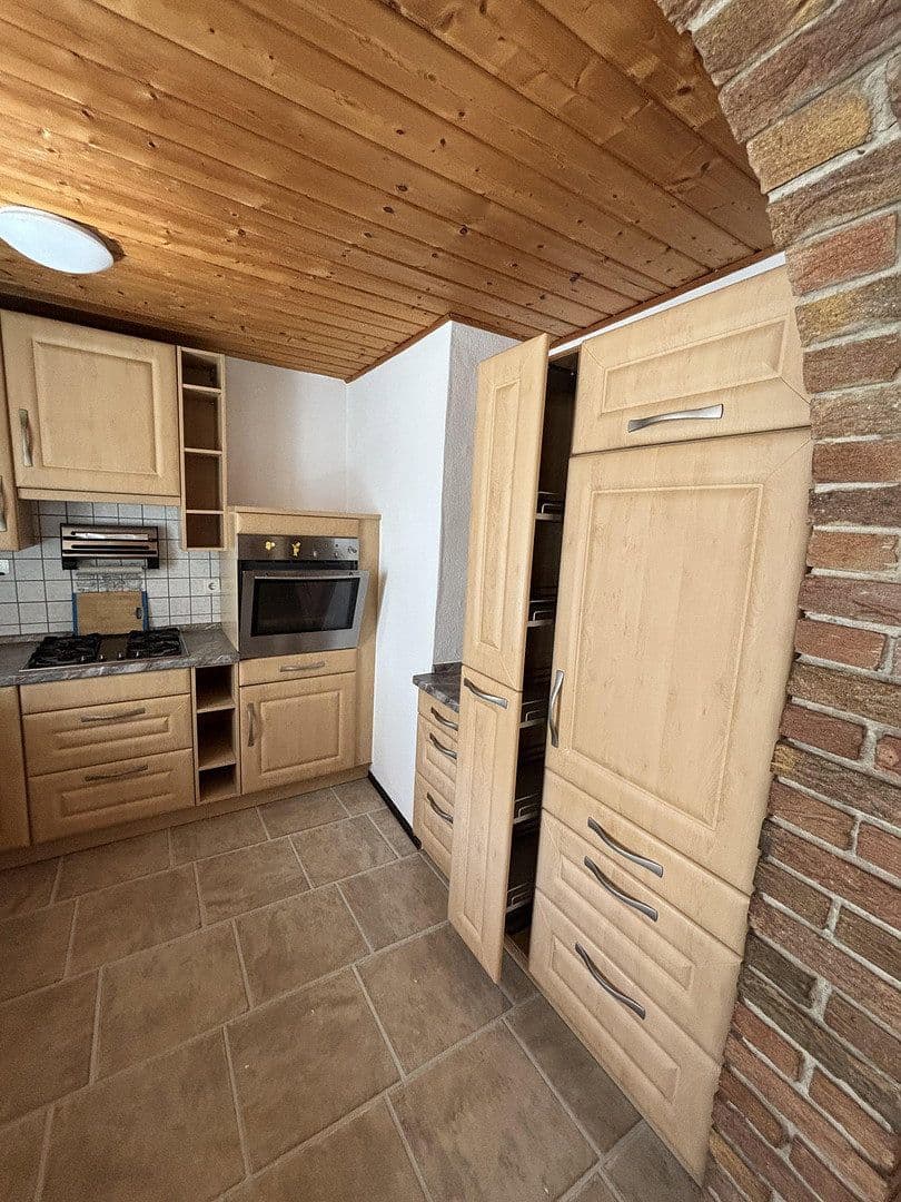 Prenájom domu 138 m², pozemok 234 m², Unkenbach, Porýnie-Falcko Prenájom domu 138 m², pozemok 234 m², Unkenbach, Porýnie-Falcko