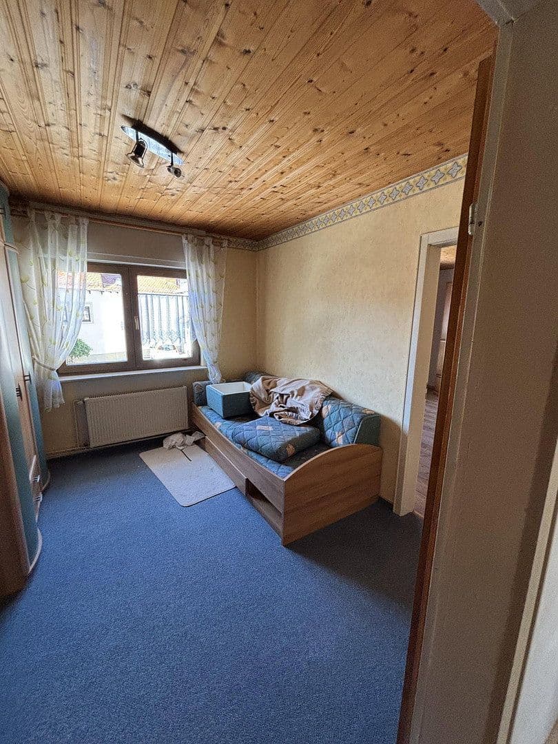 Prenájom domu 138 m², pozemok 234 m², Unkenbach, Porýnie-Falcko Prenájom domu 138 m², pozemok 234 m², Unkenbach, Porýnie-Falcko