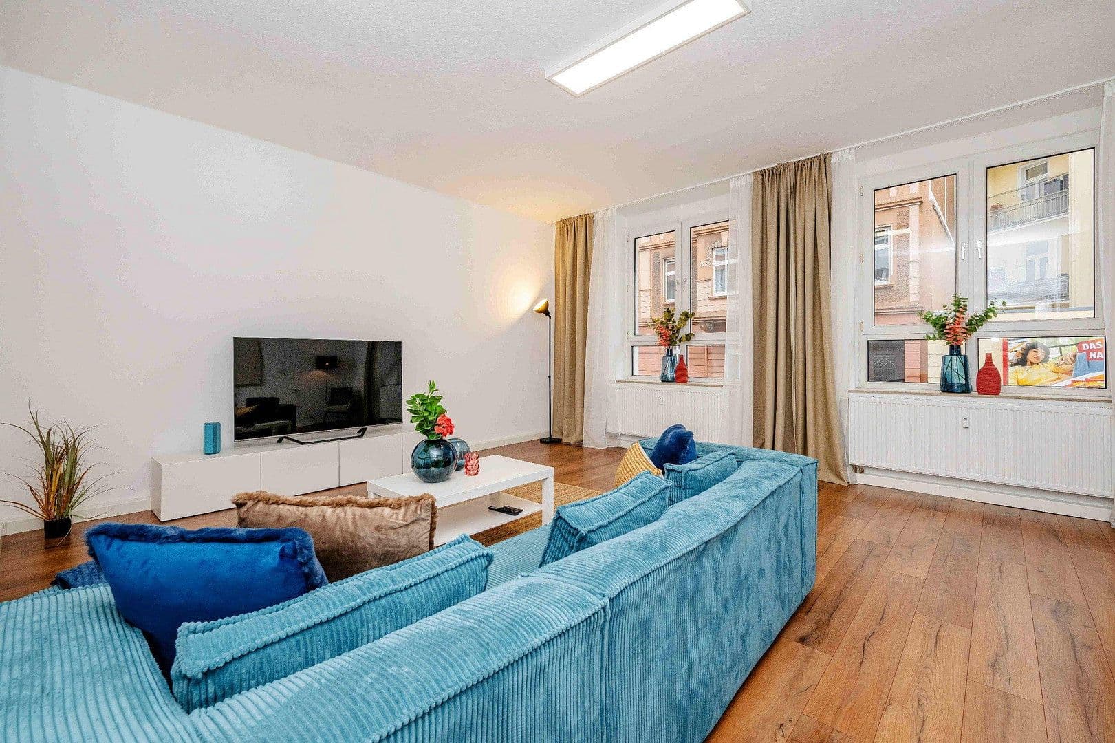 Prenájom bytu 2-izbový 78 m², Liebigstr 24, Düsseldorf, Severné Porýnie - Westfálsko Prenájom bytu 2-izbový 78 m², Liebigstr 24, Düsseldorf, Severné Porýnie - Westfálsko