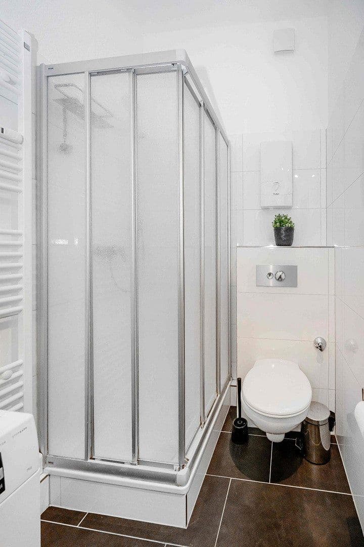 Prenájom bytu 2-izbový 78 m², Liebigstr 24, Düsseldorf, Severné Porýnie - Westfálsko Prenájom bytu 2-izbový 78 m², Liebigstr 24, Düsseldorf, Severné Porýnie - Westfálsko