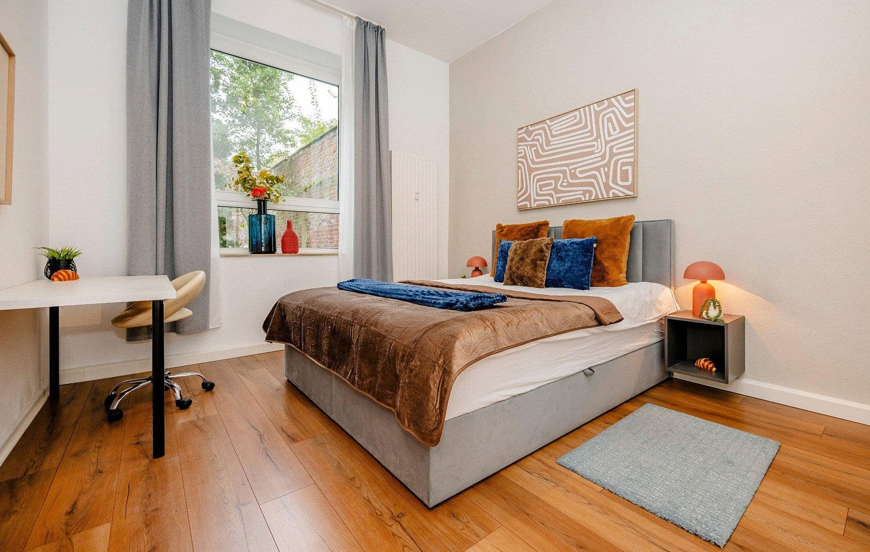 Prenájom bytu 2-izbový 78 m², Liebigstr 24, Düsseldorf, Severné Porýnie - Westfálsko Prenájom bytu 2-izbový 78 m², Liebigstr 24, Düsseldorf, Severné Porýnie - Westfálsko