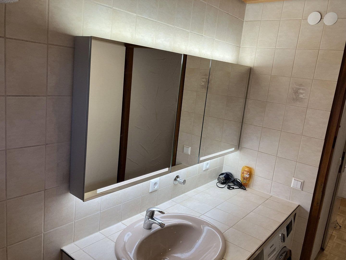 Predaj bytu 3-izbový 77 m², Esslingen am Neckar, Bádensko-Wurttembersko Predaj bytu 3-izbový 77 m², Esslingen am Neckar, Bádensko-Wurttembersko