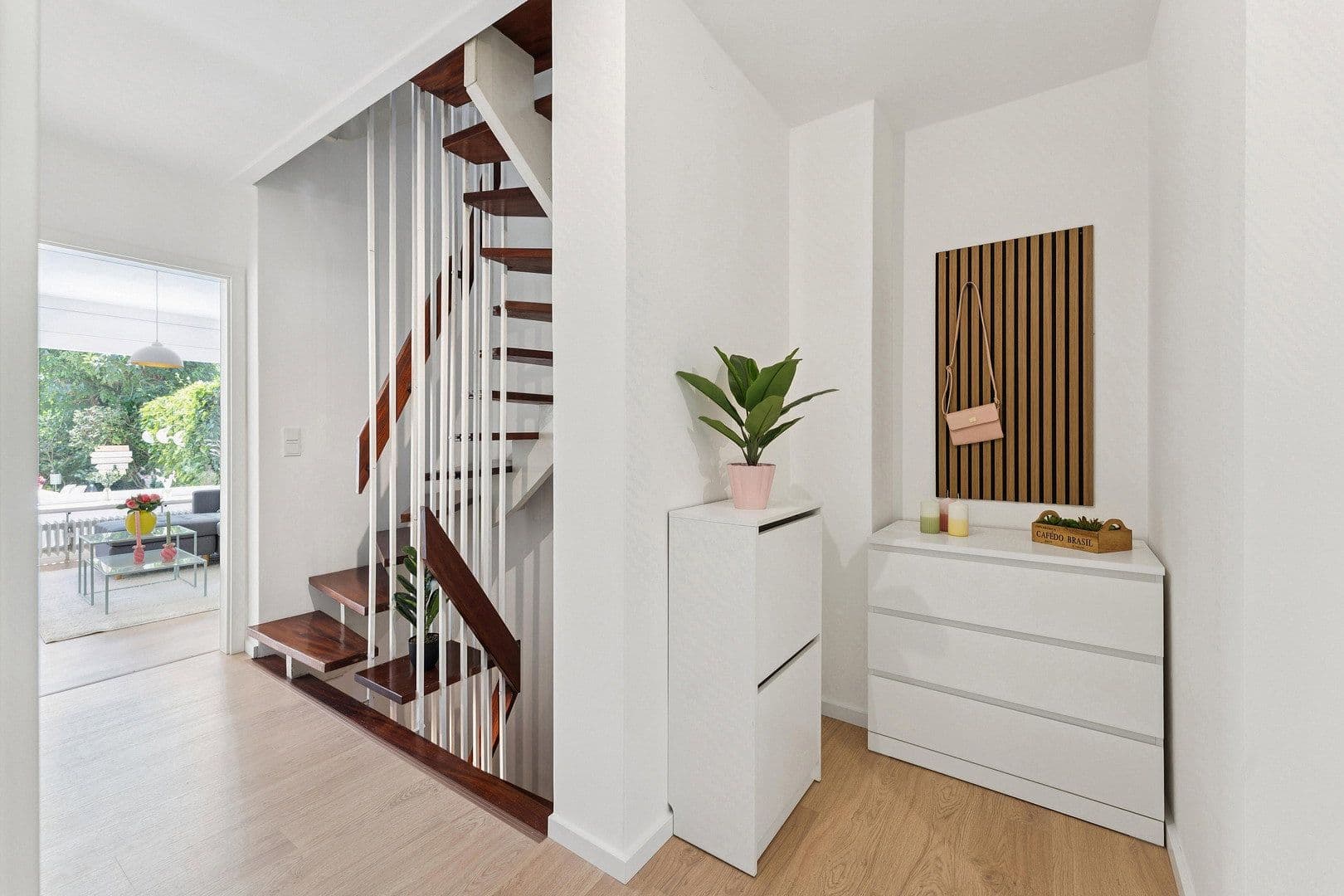 Predaj domu 104 m², pozemok 135 m², Göttingen, Dolné Sasko Predaj domu 104 m², pozemok 135 m², Göttingen, Dolné Sasko