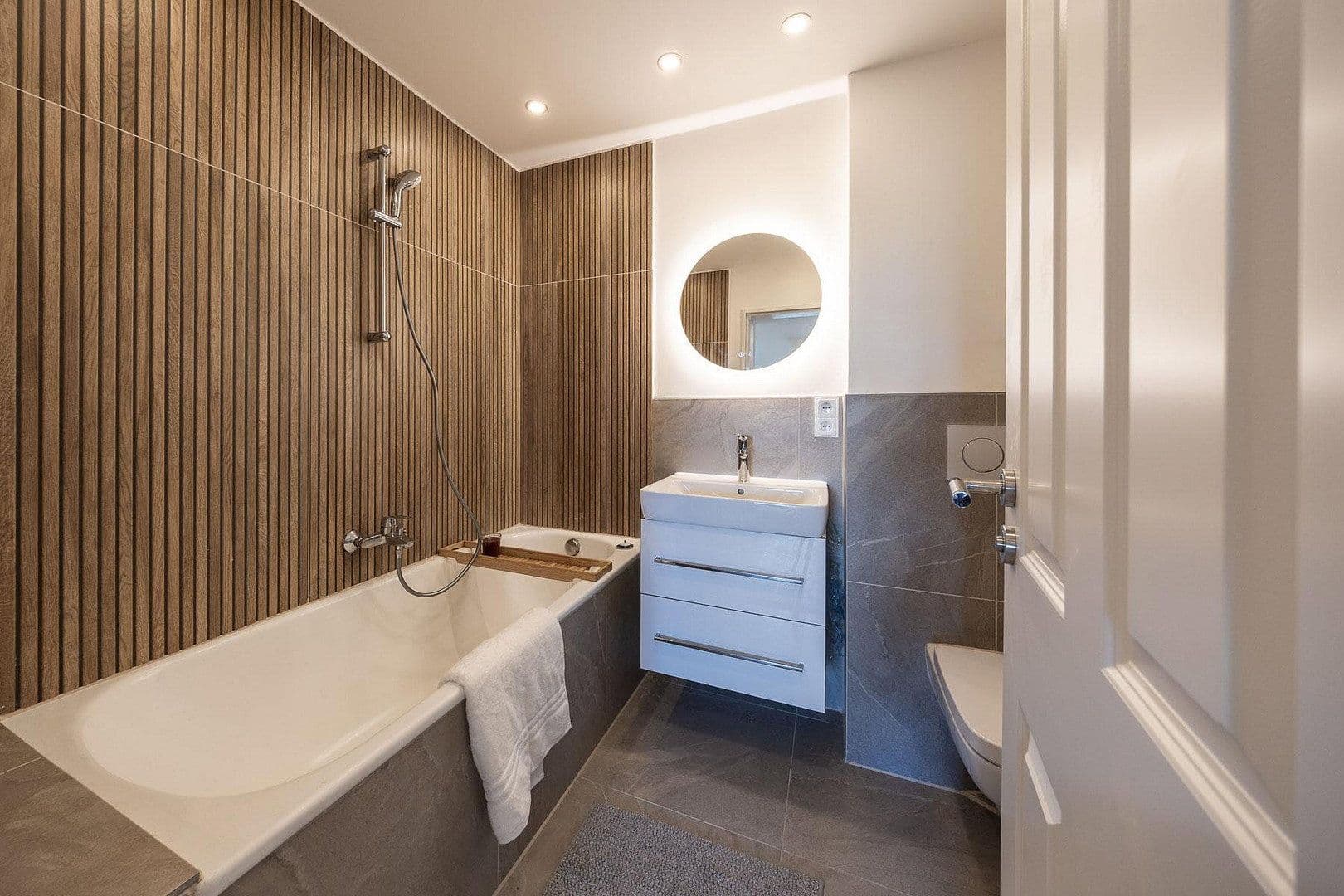 Predaj bytu 1-izbový 42 m², Regina-Ullmann-Str. 73, München, Bavorsko Predaj bytu 1-izbový 42 m², Regina-Ullmann-Str. 73, München, Bavorsko
