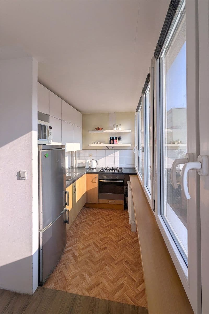 Predaj bytu 3-izbový 57 m², Nekvasilova, Praha, Praha Predaj bytu 3-izbový 57 m², Nekvasilova, Praha, Praha