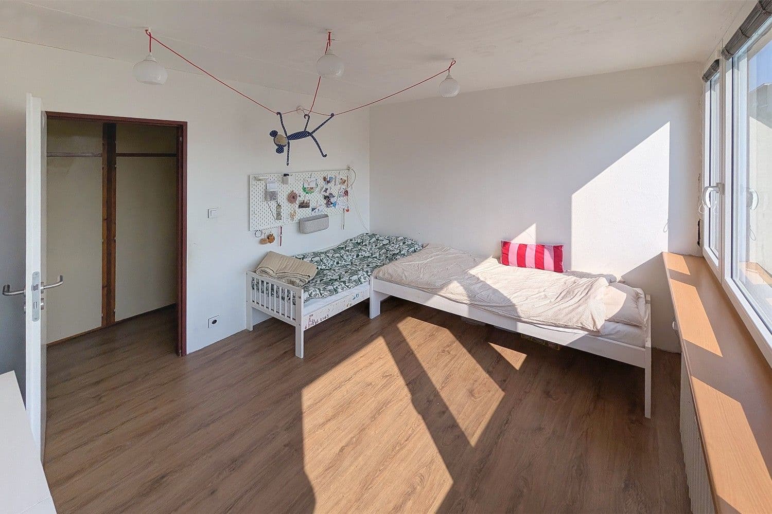 Predaj bytu 3-izbový 57 m², Nekvasilova, Praha, Praha Predaj bytu 3-izbový 57 m², Nekvasilova, Praha, Praha
