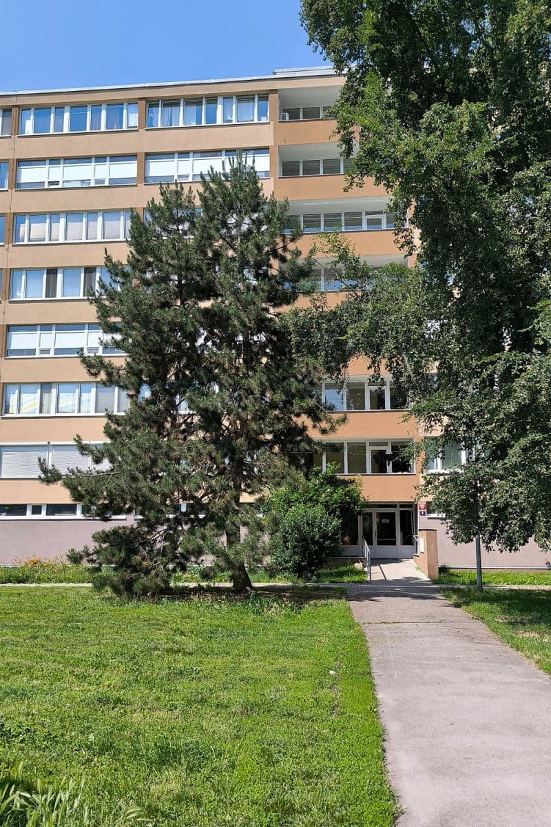Predaj bytu 3-izbový 57 m², Nekvasilova, Praha, Praha Predaj bytu 3-izbový 57 m², Nekvasilova, Praha, Praha