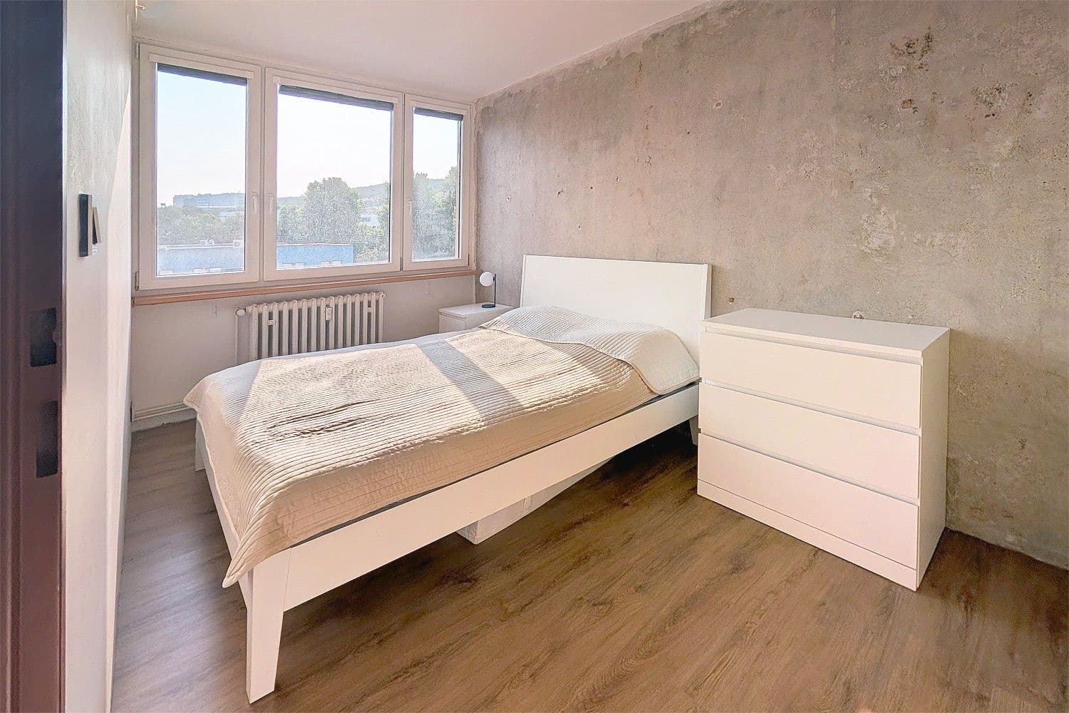 Predaj bytu 3-izbový 57 m², Nekvasilova, Praha, Praha Predaj bytu 3-izbový 57 m², Nekvasilova, Praha, Praha