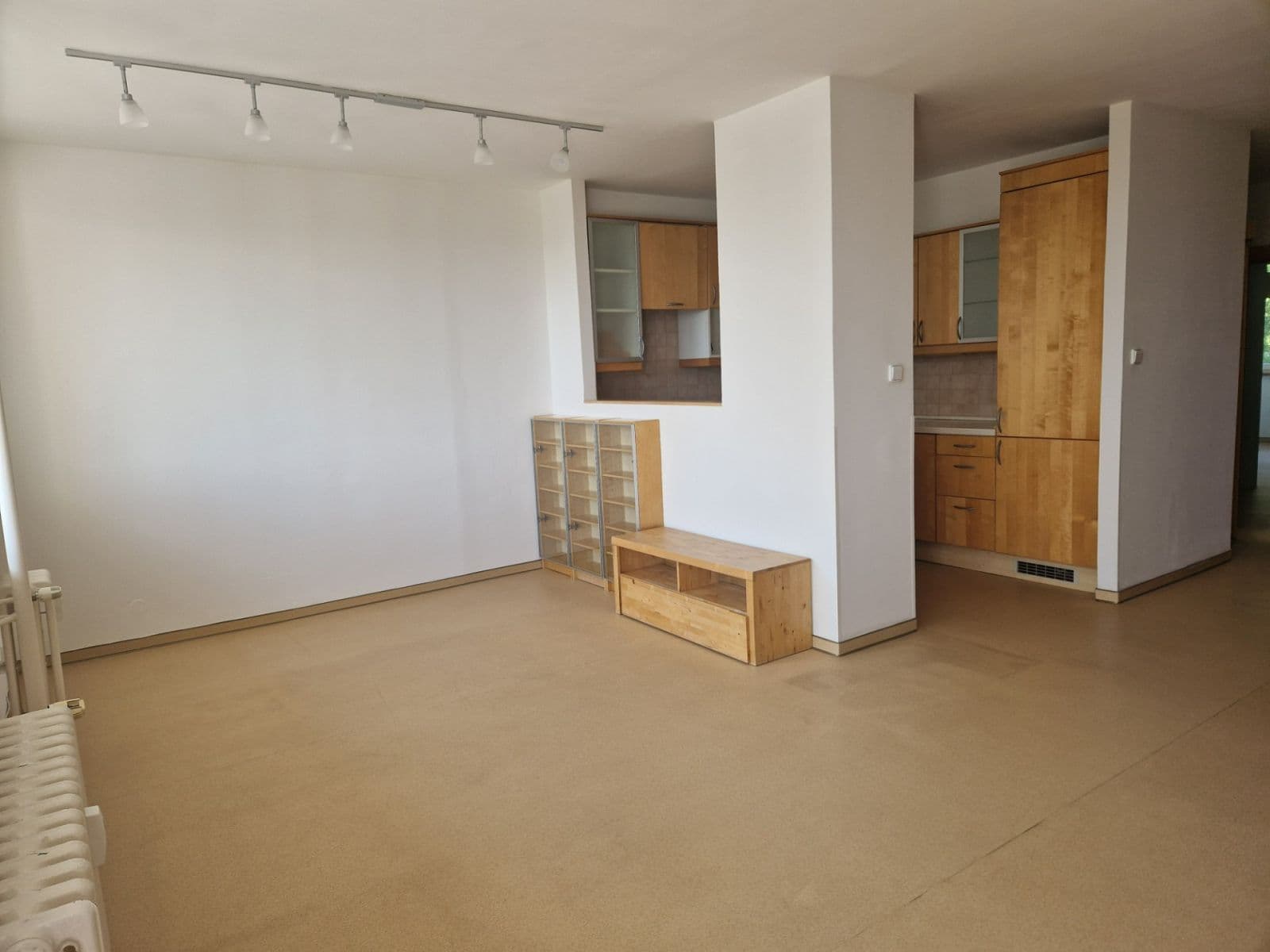 Prenájom bytu 3-izbový 78 m², Kettnerova, Praha, Praha Prenájom bytu 3-izbový 78 m², Kettnerova, Praha, Praha