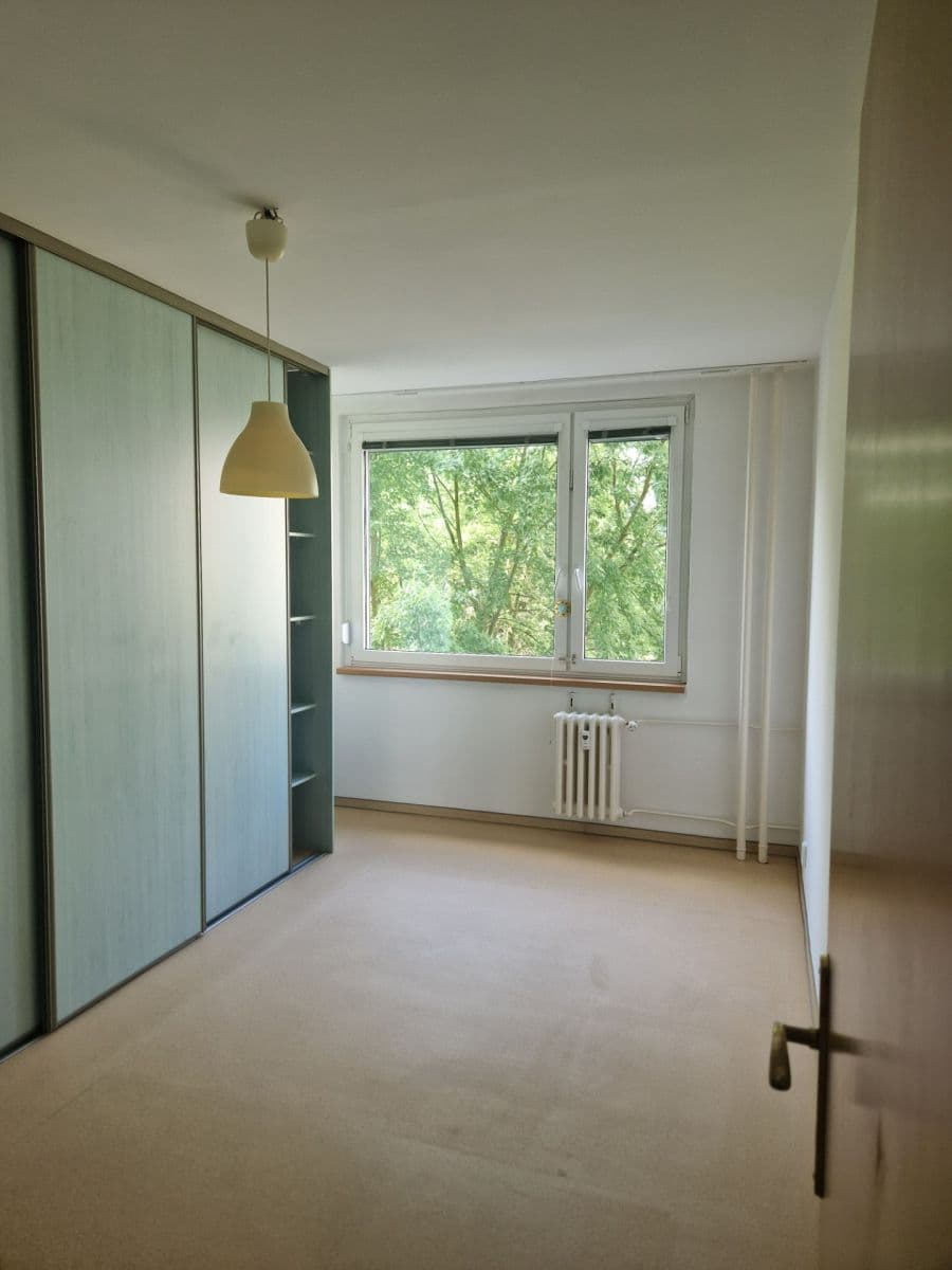 Prenájom bytu 3-izbový 78 m², Kettnerova, Praha, Praha Prenájom bytu 3-izbový 78 m², Kettnerova, Praha, Praha