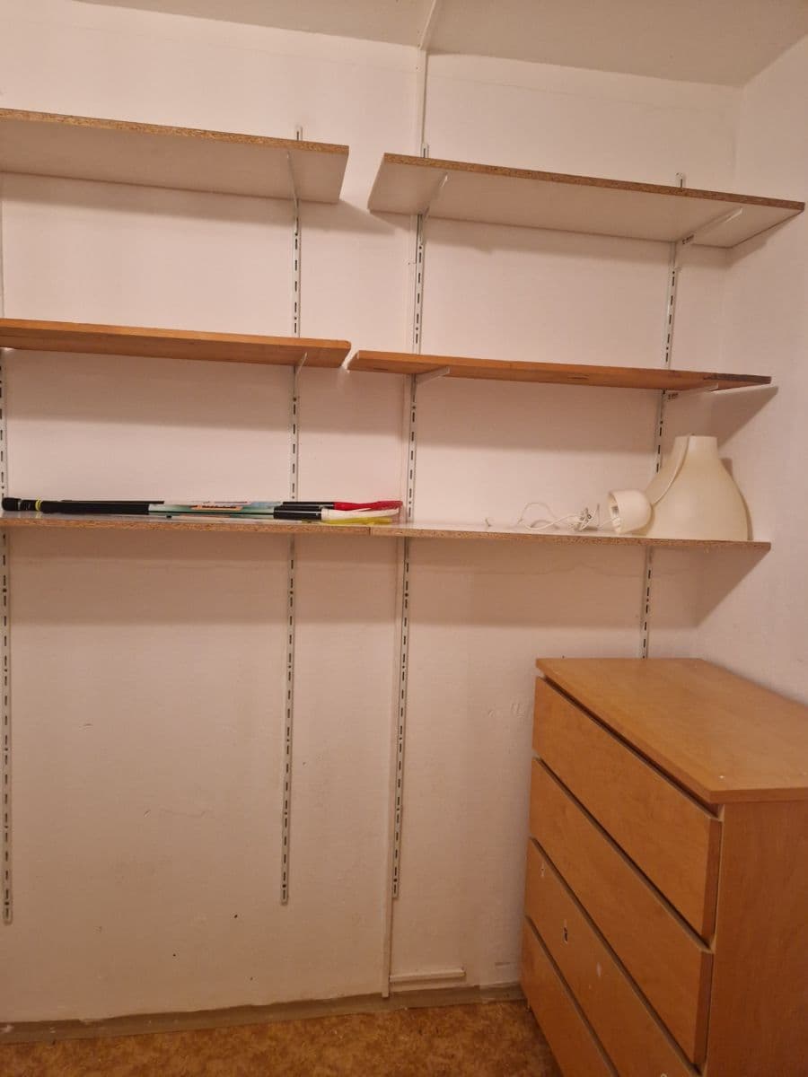 Prenájom bytu 3-izbový 78 m², Kettnerova, Praha, Praha Prenájom bytu 3-izbový 78 m², Kettnerova, Praha, Praha