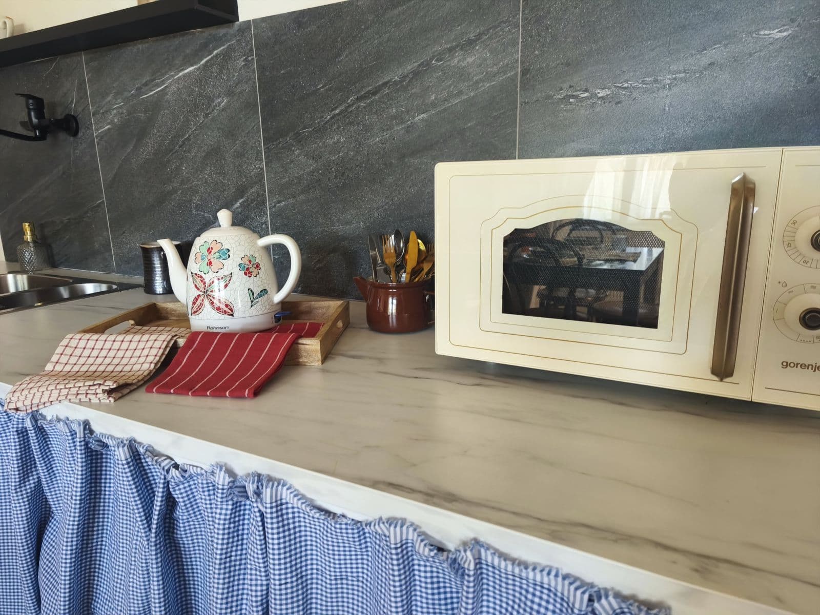 Prenájom bytu 55 m², Dolní Chaloupky, Praha, Praha Prenájom bytu 55 m², Dolní Chaloupky, Praha, Praha