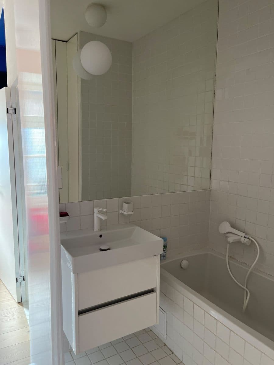 Prenájom bytu 64 m², Milíčova, Praha, Praha Prenájom bytu 64 m², Milíčova, Praha, Praha