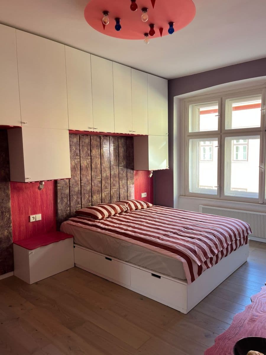 Prenájom bytu 64 m², Milíčova, Praha, Praha Prenájom bytu 64 m², Milíčova, Praha, Praha