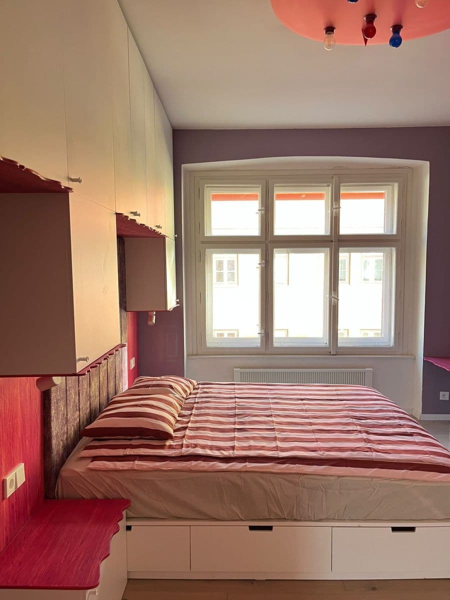 Prenájom bytu 64 m², Milíčova, Praha, Praha Prenájom bytu 64 m², Milíčova, Praha, Praha