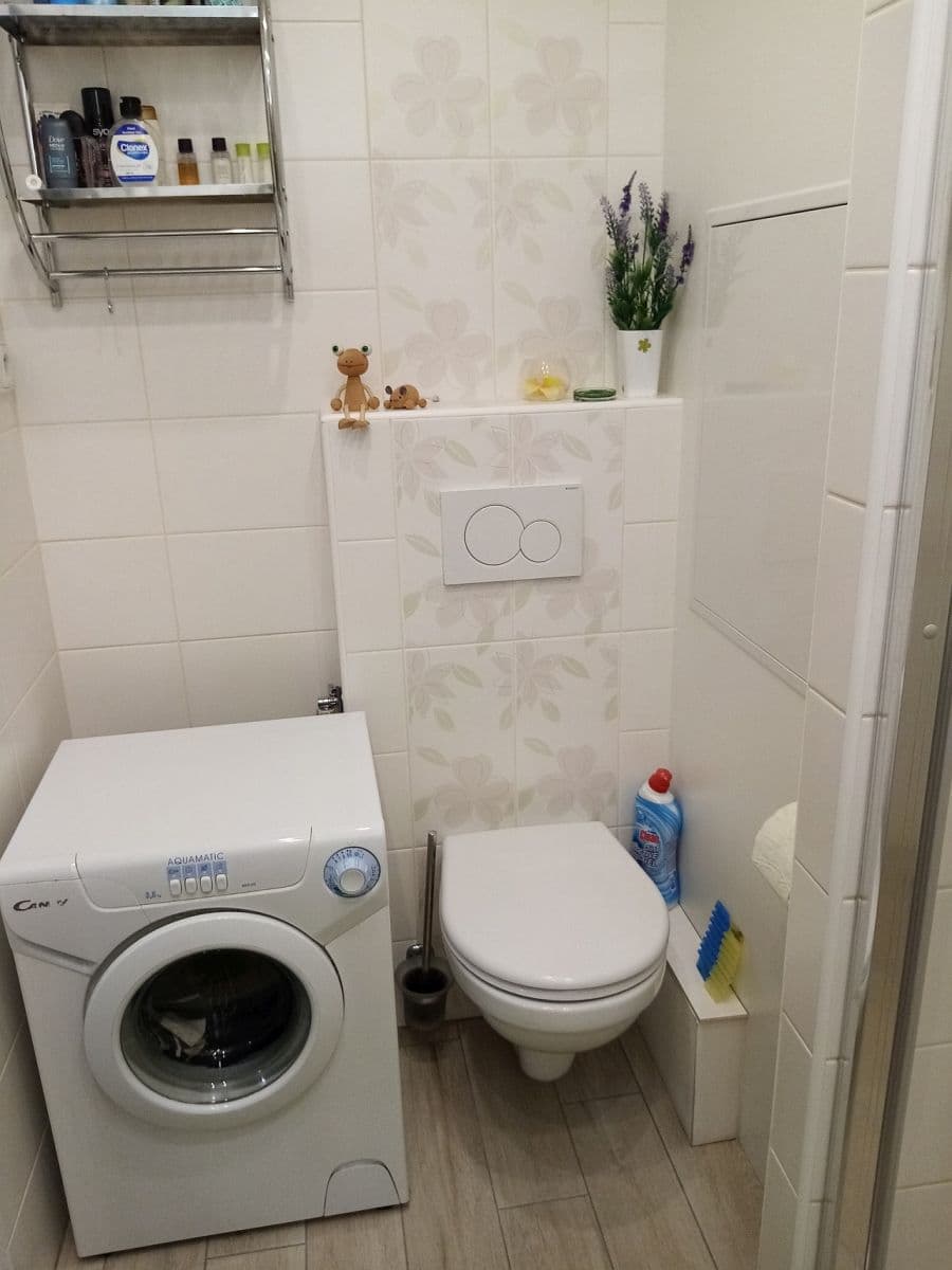 Prenájom bytu 30 m², Samohelova, Praha, Praha Prenájom bytu 30 m², Samohelova, Praha, Praha