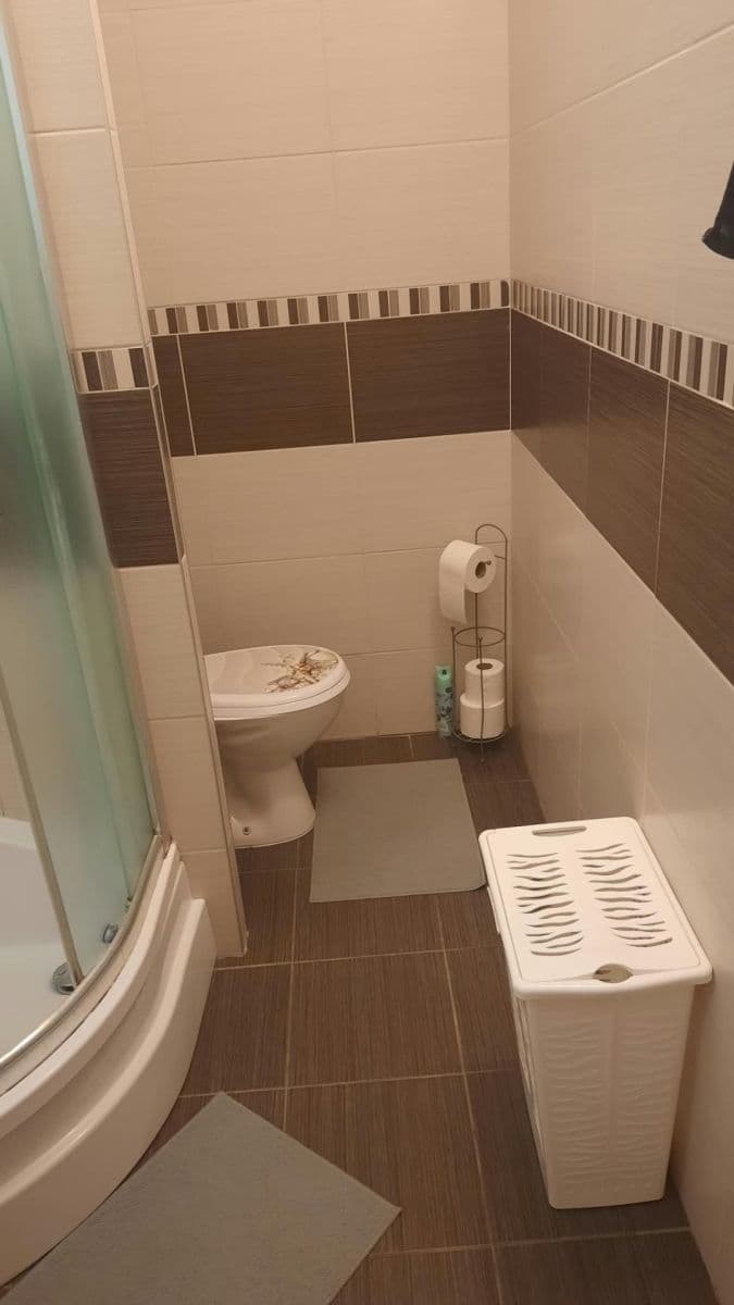 Prenájom bytu Garsoniéra 25 m², Klčové, Nové Mesto nad Váhom, Trenčiansky kraj Prenájom bytu Garsoniéra 25 m², Klčové, Nové Mesto nad Váhom, Trenčiansky kraj