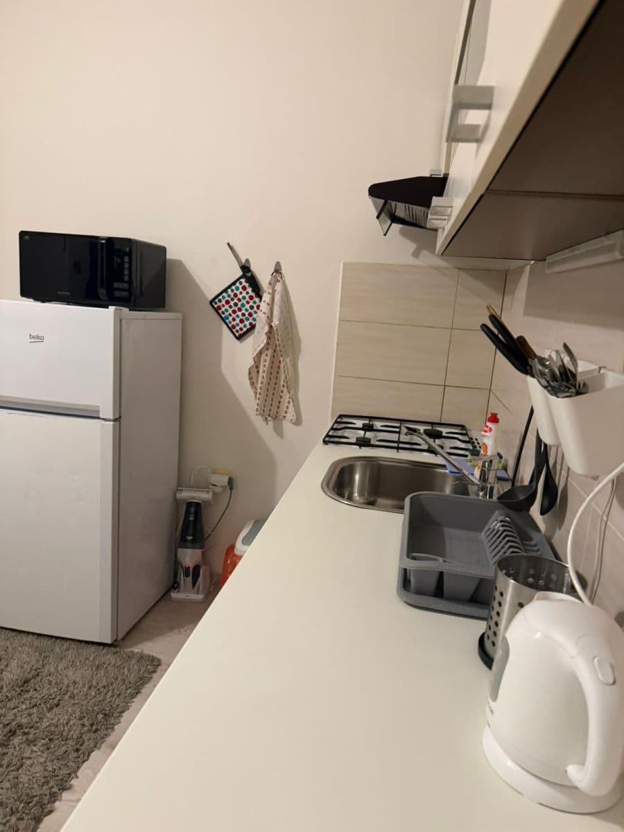 Prenájom bytu Garsoniéra 25 m², Klčové, Nové Mesto nad Váhom, Trenčiansky kraj Prenájom bytu Garsoniéra 25 m², Klčové, Nové Mesto nad Váhom, Trenčiansky kraj